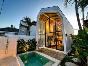 Tiny Villa Nyanyi - Architectural House 4 mins from Beach